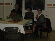 Sankari sukulaisten kanssa